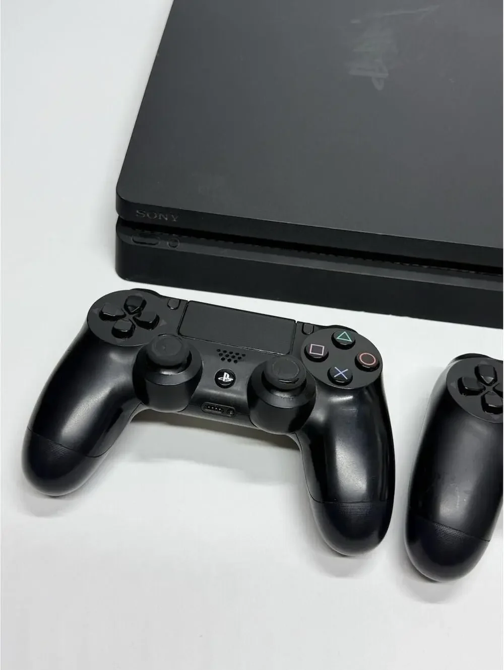Sony PS4 Slim 500GB CUH-2015A Bundle 2 OEM Controllers HDMI Dock PlayStation